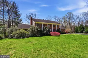 5605 Smoke Rise Ln, Fairfax Station, VA 22039 - Photo 3