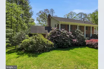 5605 Smoke Rise Lane, Fairfax Station, VA 22039 - Photo 3