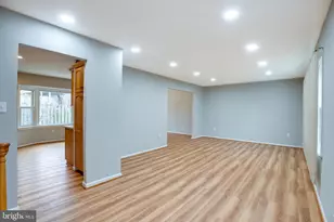 8000 Lady Lewis Ct, Springfield, VA 22153 - Photo 17