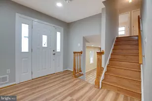 8000 Lady Lewis Ct, Springfield, VA 22153 - Photo 19