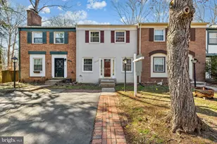 6136 Gothwaite Dr, Centreville, VA 20120 - Photo 1