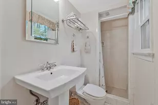 1438 Brookhaven Dr, McLean, VA 22101 - Photo 37