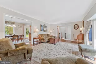 1438 Brookhaven Dr, McLean, VA 22101 - Photo 13