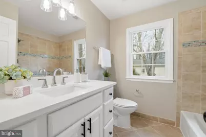 9438 Wallingford Drive, Burke, VA 22015 - Photo 19