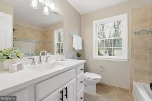 9438 Wallingford Dr, Burke, VA 22015 - Photo 19