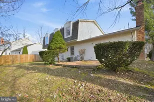 9713 Waterline Dr, Burke, VA 22015 - Photo 33