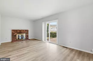 9713 Waterline Dr, Burke, VA 22015 - Photo 5