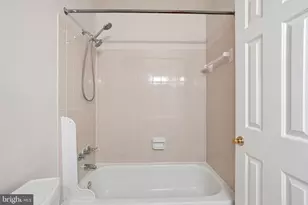 9713 Waterline Dr, Burke, VA 22015 - Photo 27