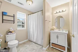 8206 Crossbrook Ct, Lorton, VA 22079 - Photo 13