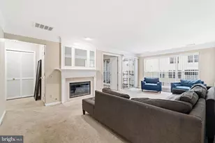 8206 Crossbrook Ct, Lorton, VA 22079 - Photo 3