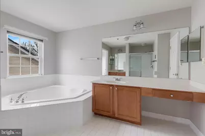 7752 Milford Haven Drive #52B, Lorton, VA 22079 - Photo 9