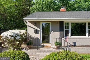 2001 Paul Spring Pkwy, Alexandria, VA 22308 - Photo 3
