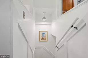 2001 Paul Spring Pkwy, Alexandria, VA 22308 - Photo 19