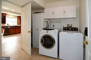 4407 Galesbury Ln, Chantilly, VA 20151 - Photo 29