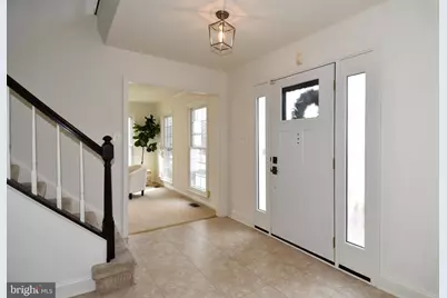 4407 Galesbury Lane, Chantilly, VA 20151 - Photo 3