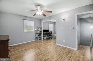 7207 Jayhawk St, Annandale, VA 22003 - Photo 9