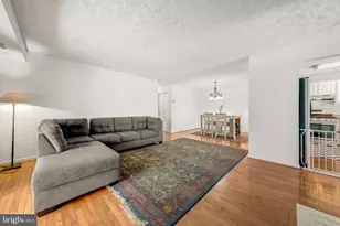 10147 Oakton Terrace Rd, Oakton, VA 22124 - Photo 5