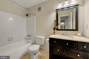 10147 Oakton Terrace Rd, Oakton, VA 22124 - Photo 23