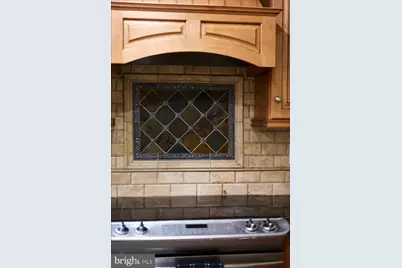 12183 Holly Knoll Circle, Great Falls, VA 22066 - Photo 9