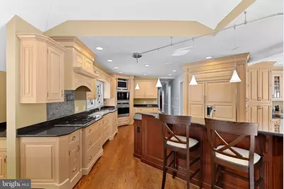 714 Seneca Road, Great Falls, VA 22066 - Photo 17