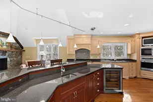 714 Seneca Rd, Great Falls, VA 22066 - Photo 21