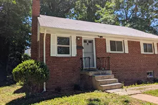 3601 Crest Dr, Annandale, VA 22003 - Photo 27