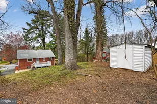 3601 Crest Dr, Annandale, VA 22003 - Photo 33