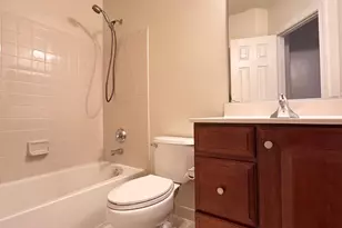 4201 Timber Meadow Dr, Fairfax, VA 22030 - Photo 23