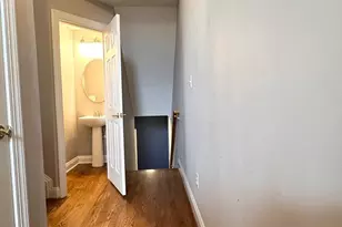 4201 Timber Meadow Dr, Fairfax, VA 22030 - Photo 3