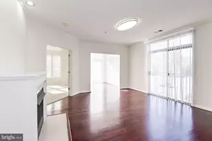 1860 Stratford Park Pl, Reston, VA 20190 - Photo 5