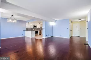 5903 Mt Eagle Dr, Alexandria, VA 22303 - Photo 7