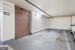 5903 Mt Eagle Dr, Alexandria, VA 22303 - Photo 27