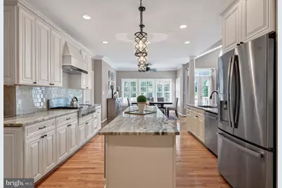 8825 Stolen Moments Terrace, Fairfax, VA 22031 - Photo 25