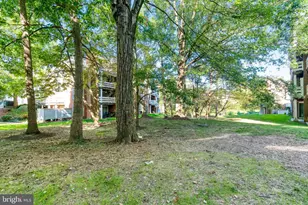 7598 Lakeside Village Dr, Falls Church, VA 22042 - Photo 37