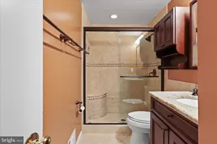 10118 Spinning Wheel Ct, Fairfax, VA 22032 - Photo 13