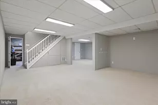 10118 Spinning Wheel Ct, Fairfax, VA 22032 - Photo 23