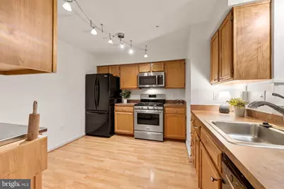 6111 Wigmore Lane #F, Alexandria, VA 22315 - Photo 9