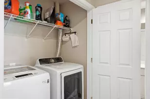 8239 Red Carnation Ct, Lorton, VA 22079 - Photo 27