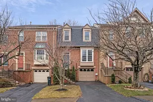 4007 Murdstone Ct, Fairfax, VA 22033 - Photo 1