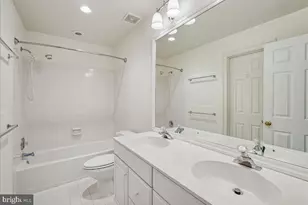 8411 Black Stallion Pl, Vienna, VA 22182 - Photo 43