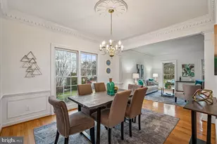 8411 Black Stallion Pl, Vienna, VA 22182 - Photo 9