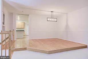 5168 Ballycastle Cir, Alexandria, VA 22315 - Photo 5