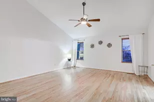 5168 Ballycastle Cir, Alexandria, VA 22315 - Photo 17