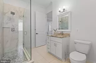 7606 Leonard Dr, Falls Church, VA 22043 - Photo 9