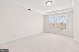 8135 Dove Cottage Ct, Lorton, VA 22079 - Photo 13