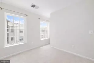 8135 Dove Cottage Ct, Lorton, VA 22079 - Photo 15