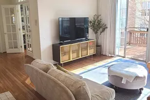 6137 Manchester Park Cir, Alexandria, VA 22310 - Photo 3