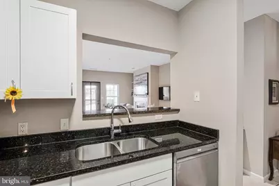 1712 Lake Shore Crest Drive #14, Reston, VA 20190 - Photo 5