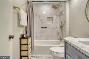 7598 Lakeside Village Dr, Falls Church, VA 22042 - Photo 19