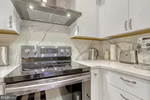 7598 Lakeside Village Dr, Falls Church, VA 22042 - Photo 13